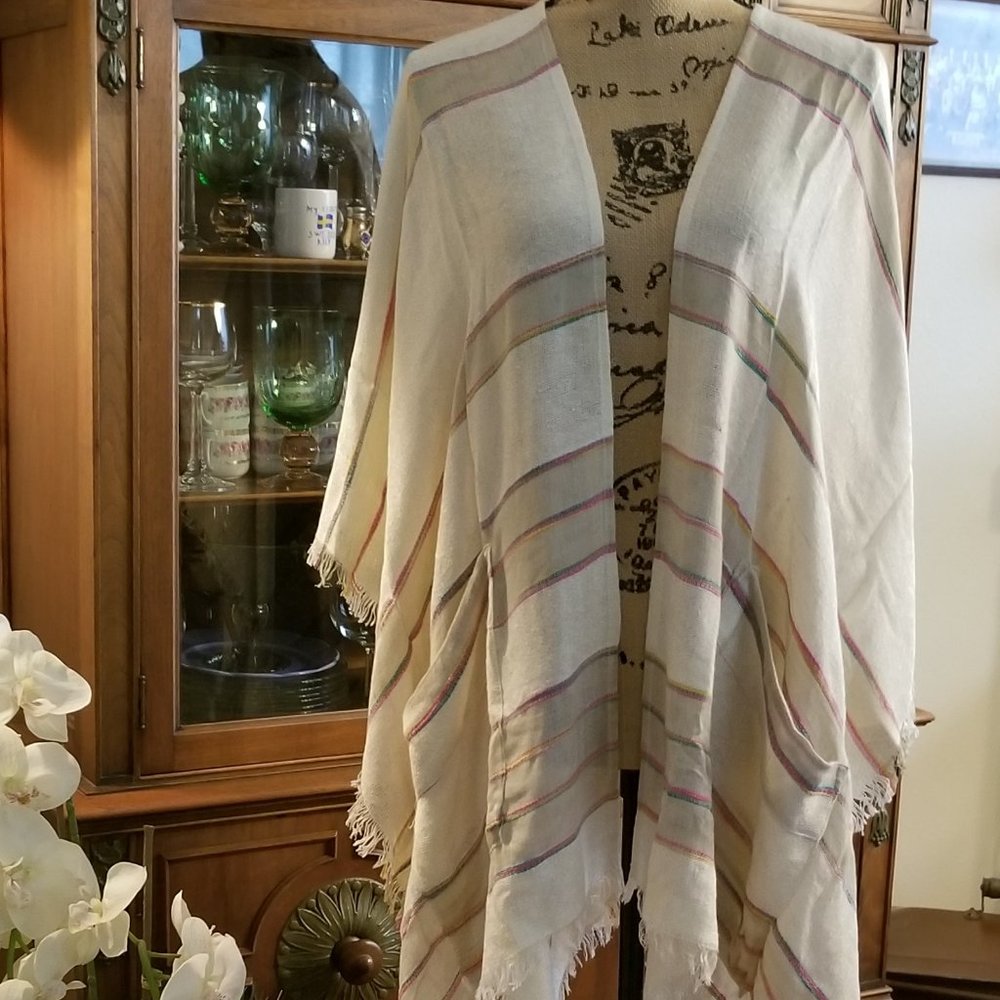 BCBGeneration OSFM beige shrug